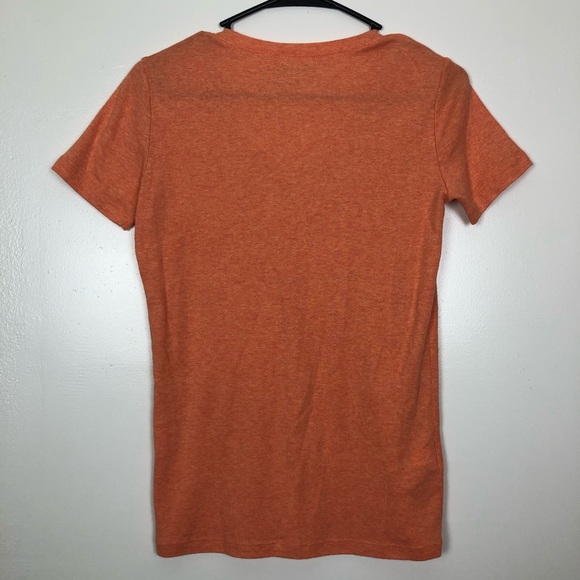 ✨Eddie Bauer Short Sleeve Top✨ - Picture 3 of 5